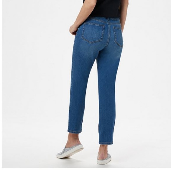 Denim & Co. Petite Classic Denim Ankle Jeans 3821 - Picture 2 of 3